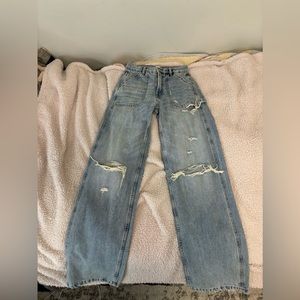 Zara High Waisted Cargo Wide Leg Jeans Size US 2 Like new!